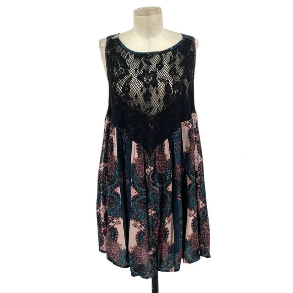 Free People Count Me In Trapeze Tunic Top Black Lace Pink Size Small - Picture 2 of 11